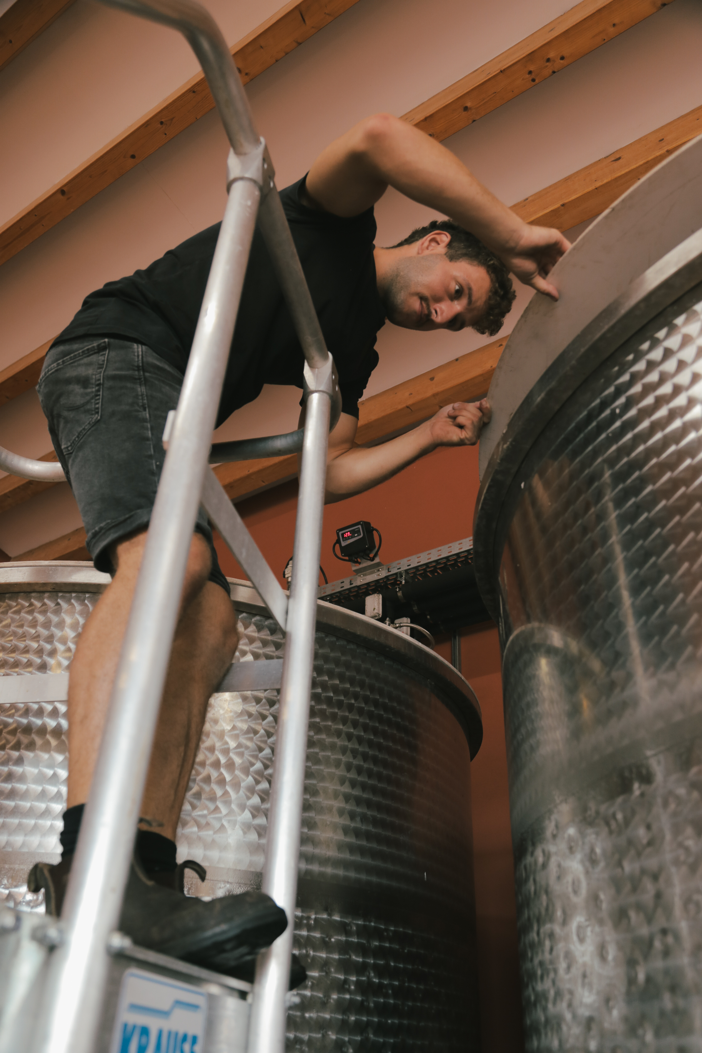 Sebastian fills and refills